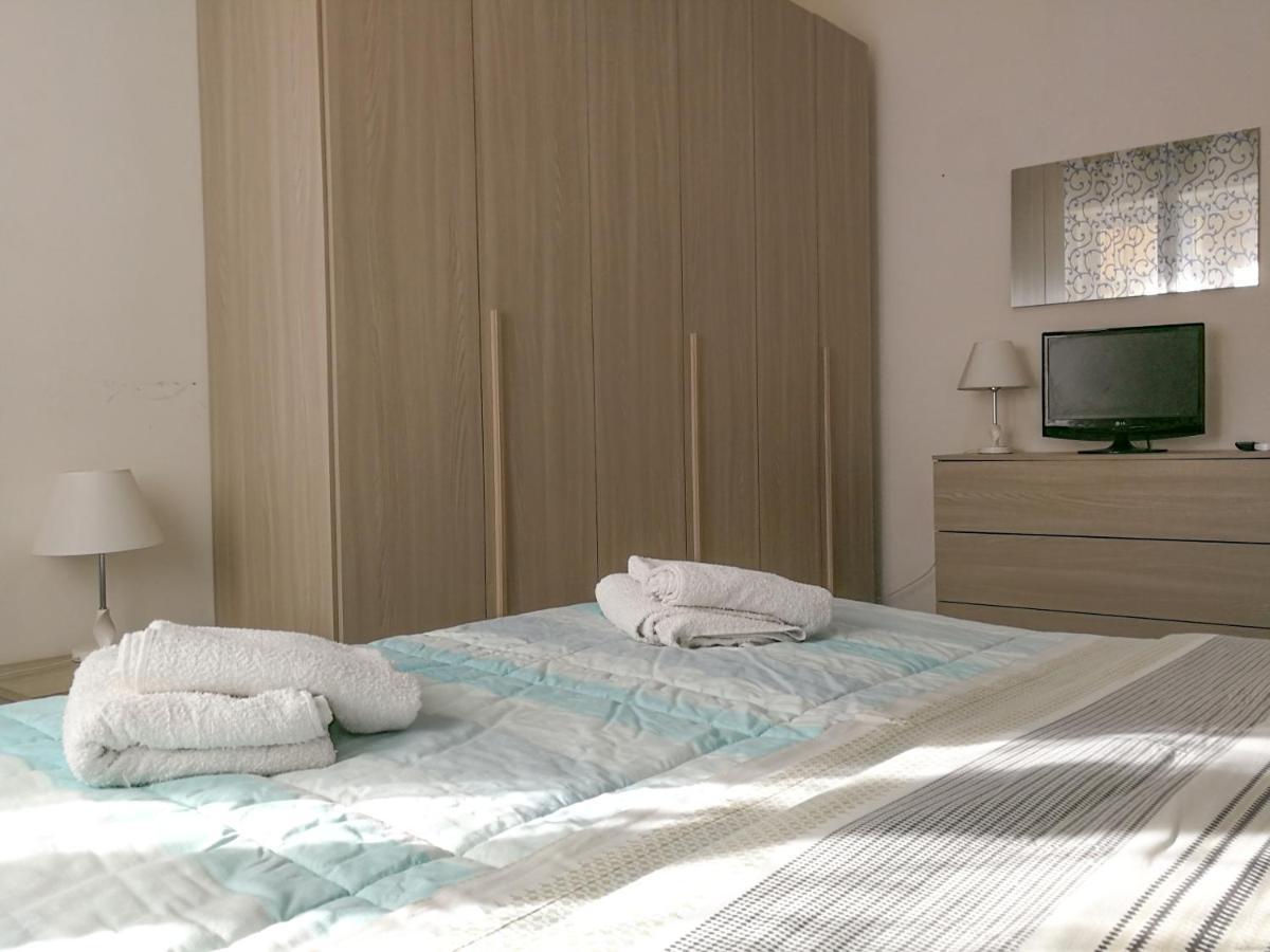 Metro Guest House Napoli Bagian luar foto